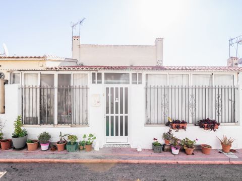 Casa unifamiliar En La Marina, Alicante, España