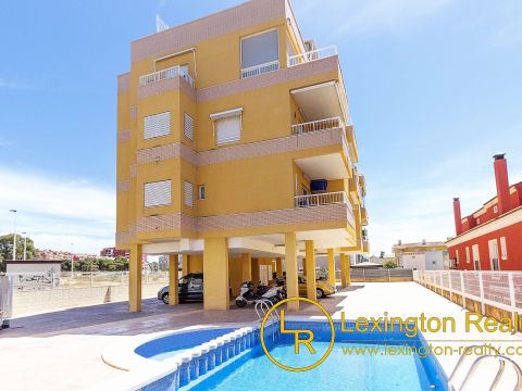 Apartment in Santa Pola, Alicante, Spain