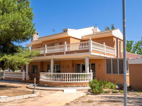Villa For sale in Jumilla