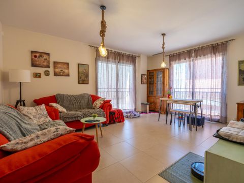 Apartment in Pinoso, Alicante, Spain