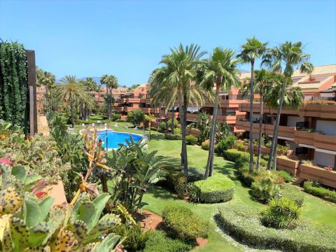 Apartment For sale in Puerto Banús