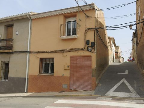 Casa unifamiliar En Pinoso, Alicante, España