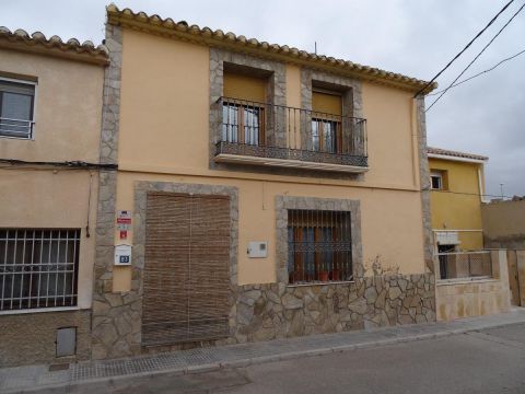 Detached house in Pinoso, Alicante, Spain