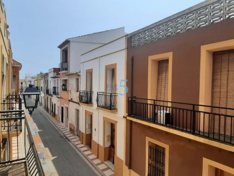 Casa unifamiliar En Gata de Gorgos, Alicante, España