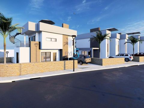 Villa Nueva construcción  En Algorfa