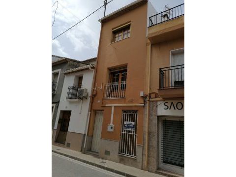 Detached house For sale in Jalon