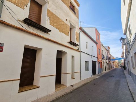 Detached house in Jalón, Alicante, Spain