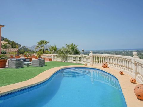 Villa in Pedreguer, Alicante, Spain