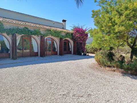 Villa in Jalon, Alicante, Spanje