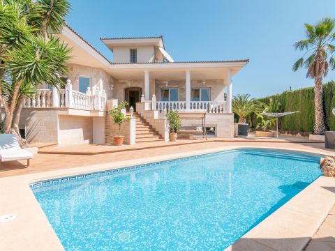 Villa in Alfaz del Pi, Alicante, Spain