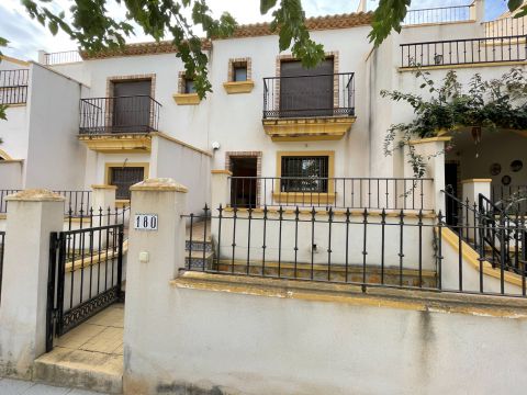 Detached house in Pinar de Campoverde, Alicante, Spain
