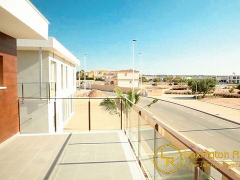 Detached house New build in Gran Alacant