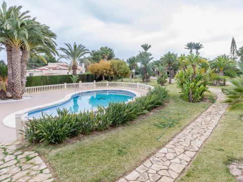 Detached house For sale in Valverde