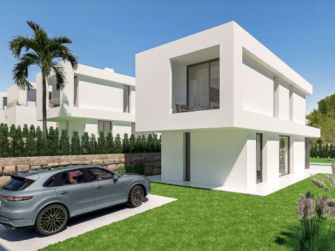 Villa New build in Benidorm