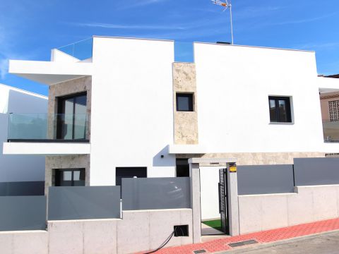 Villa Nieuwbouw in La Mata
