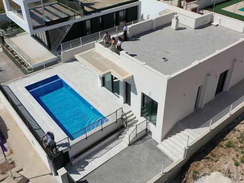 Bungalow in Polop, Alicante, Spain