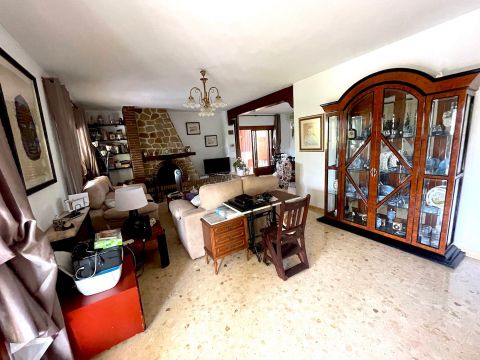 Detached house For sale in Benidorm