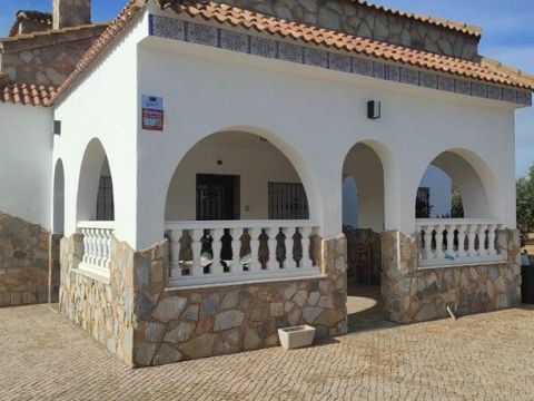 Villa Venta En Sax
