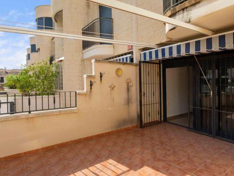 Detached house For sale in Orihuela Costa