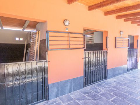 Villa For sale in Heredades