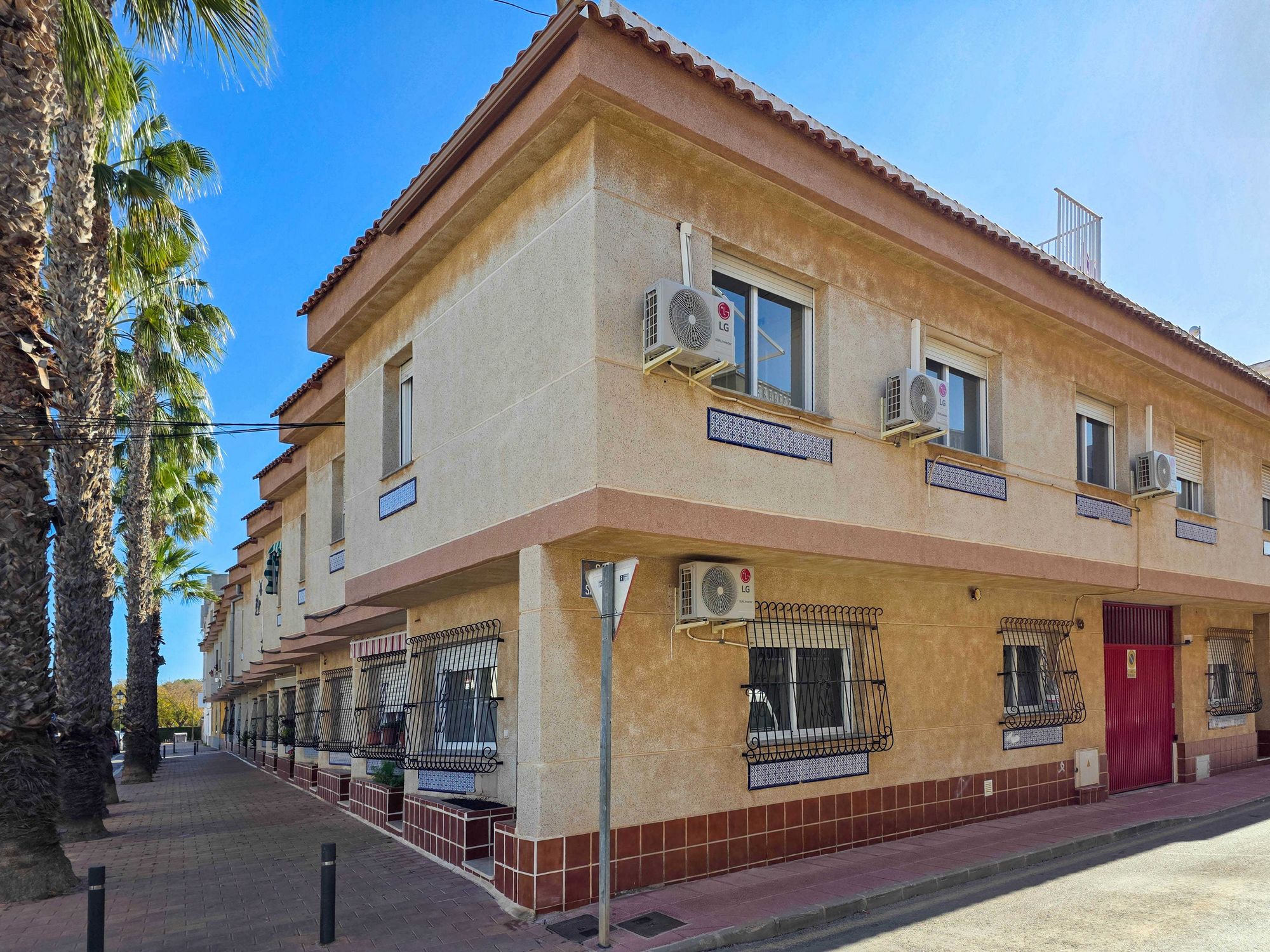 Herenhuis for sale in Los Alcázares - Murcia - Ref: IZ-CC016-EXIZ - Image 1